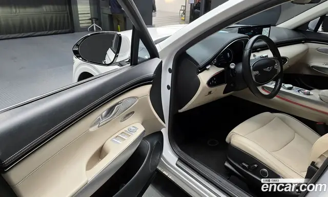 Genesis GV70 2021 2.2 автомат (гидро), миниатюра 11