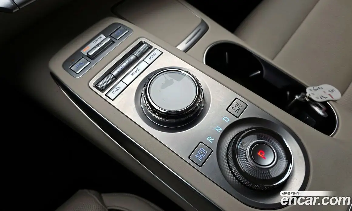 Genesis GV70 2021 2.2 автомат (гидро), фото 9
