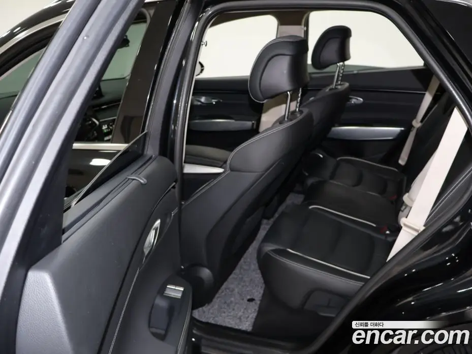 Genesis GV70 2022 автомат (гидро), фото 10