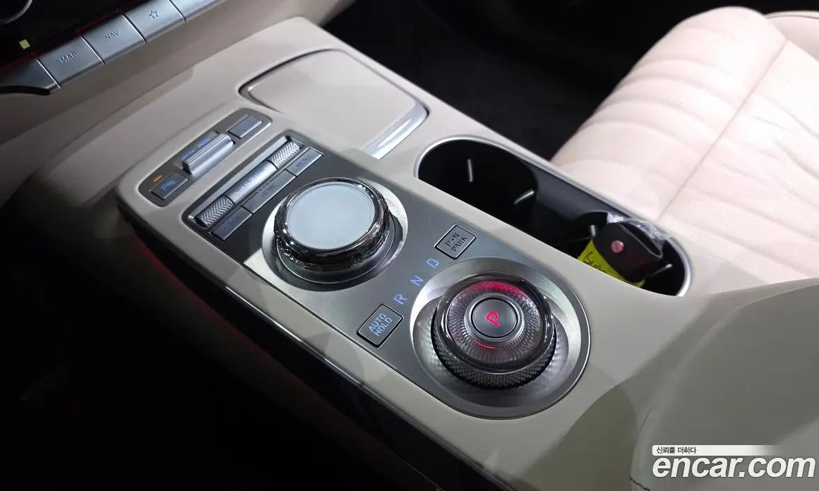 Genesis GV70 2023 2.5 автомат (гидро), фото 12