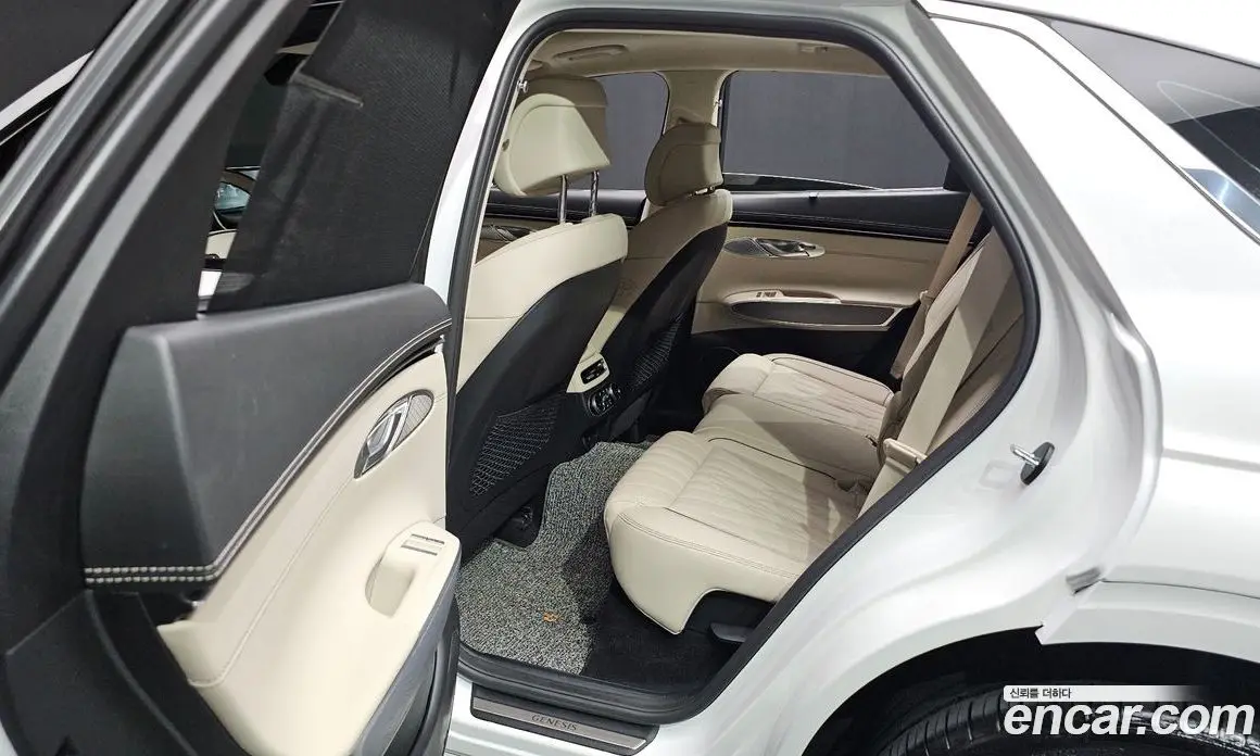 Genesis GV70 2023 2.5 автомат (гидро), фото 24