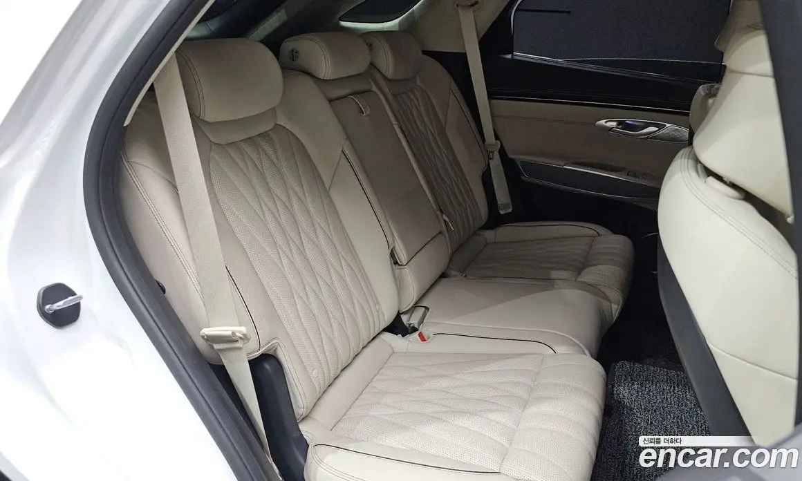 Genesis GV70 2023 2.5 автомат (гидро), фото 30