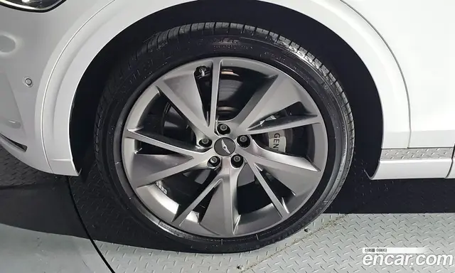 Genesis GV70 2023 2.5 автомат (гидро), миниатюра 4