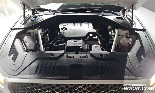 Genesis GV70 2023 2.5 автомат (гидро), миниатюра 5