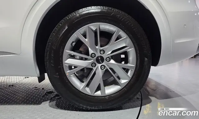 Genesis GV70 2024 2.5 автомат (гидро), миниатюра 7