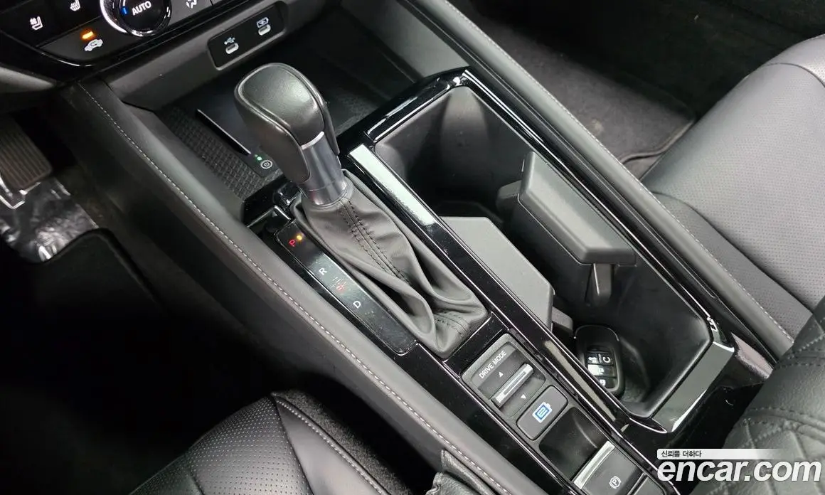 Honda Accord 2024 2.0 автомат (гидро), фото 12