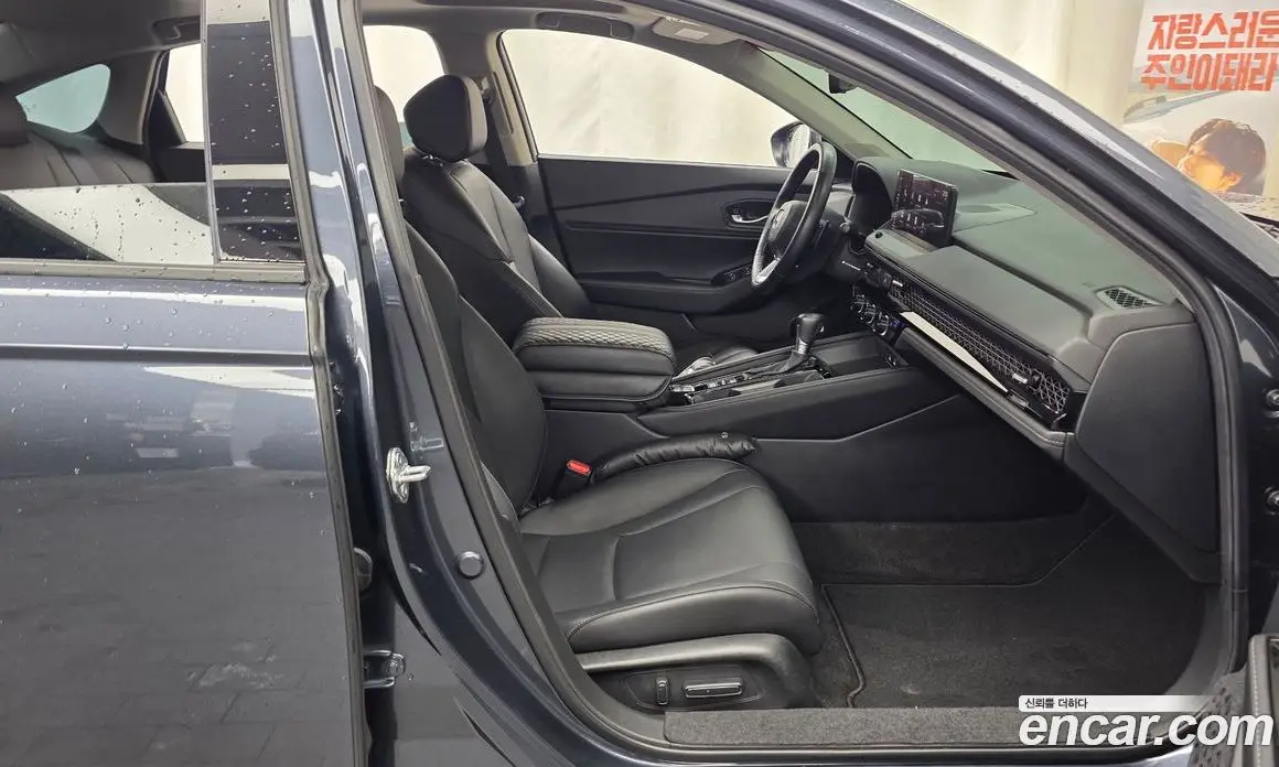 Honda Accord 2024 2.0 автомат (гидро), фото 17