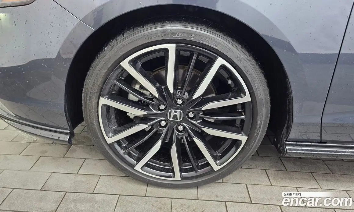 Honda Accord 2024 2.0 автомат (гидро), фото 5