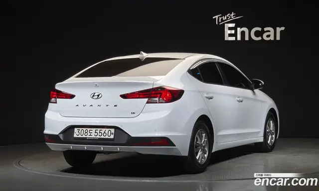 Hyundai Avante 2019 1.6 автомат (гидро), миниатюра 2
