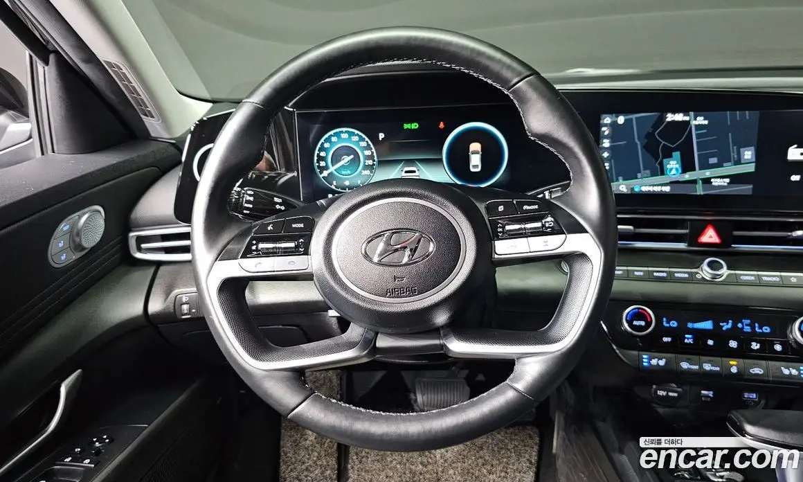 Hyundai Avante 2021 1.6 автомат (гидро), фото 18