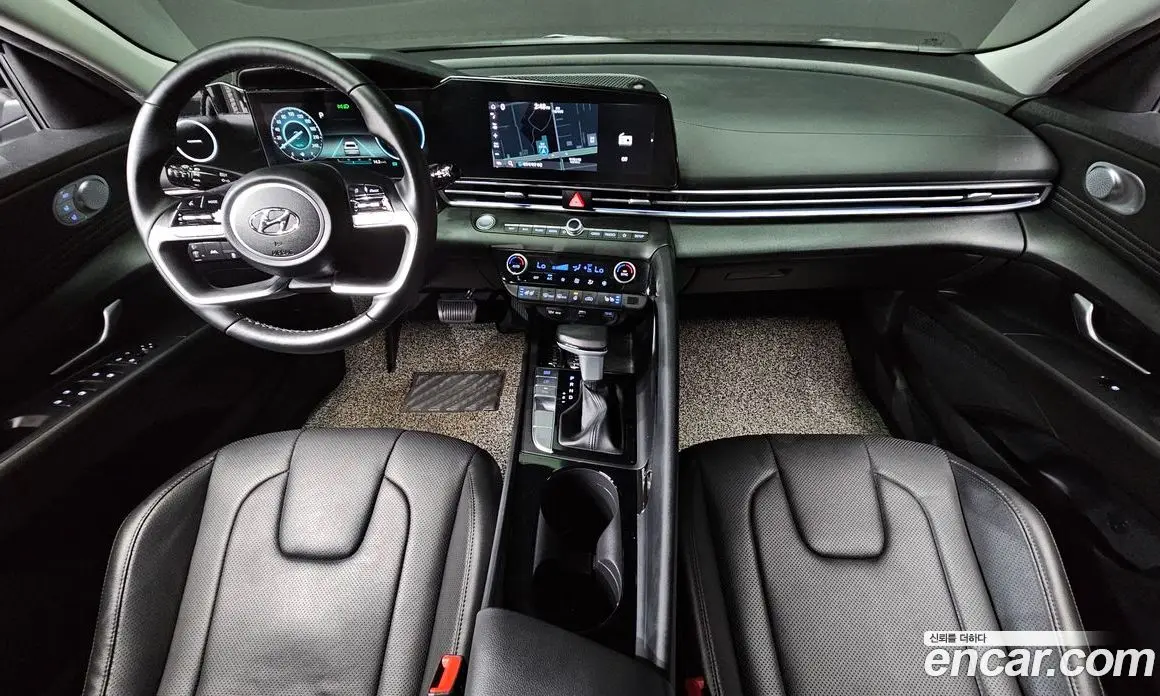 Hyundai Avante 2021 1.6 автомат (гидро), фото 10
