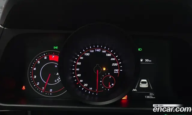 Hyundai Avante 2022 1.6 автомат (гидро), миниатюра 11