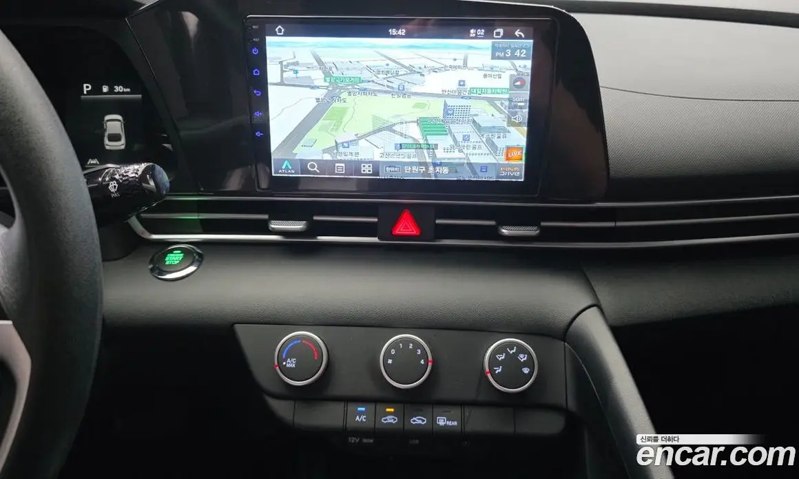 Hyundai Avante 2022 1.6 автомат (гидро), фото 27