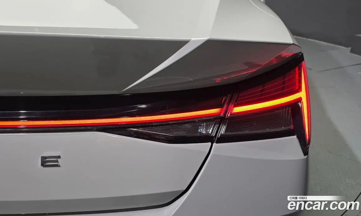 Hyundai Avante 2022 1.6 автомат (гидро), фото 9