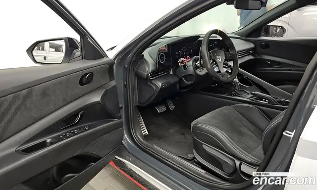 Hyundai Avante 2023 2.0 автомат (гидро), миниатюра 10 Hyundai Avante 2023 2.0 автомат (гидро), миниатюра 10