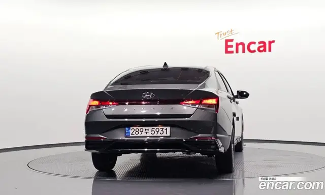 Hyundai Avante 2023 1.6 автомат (гидро), миниатюра 3