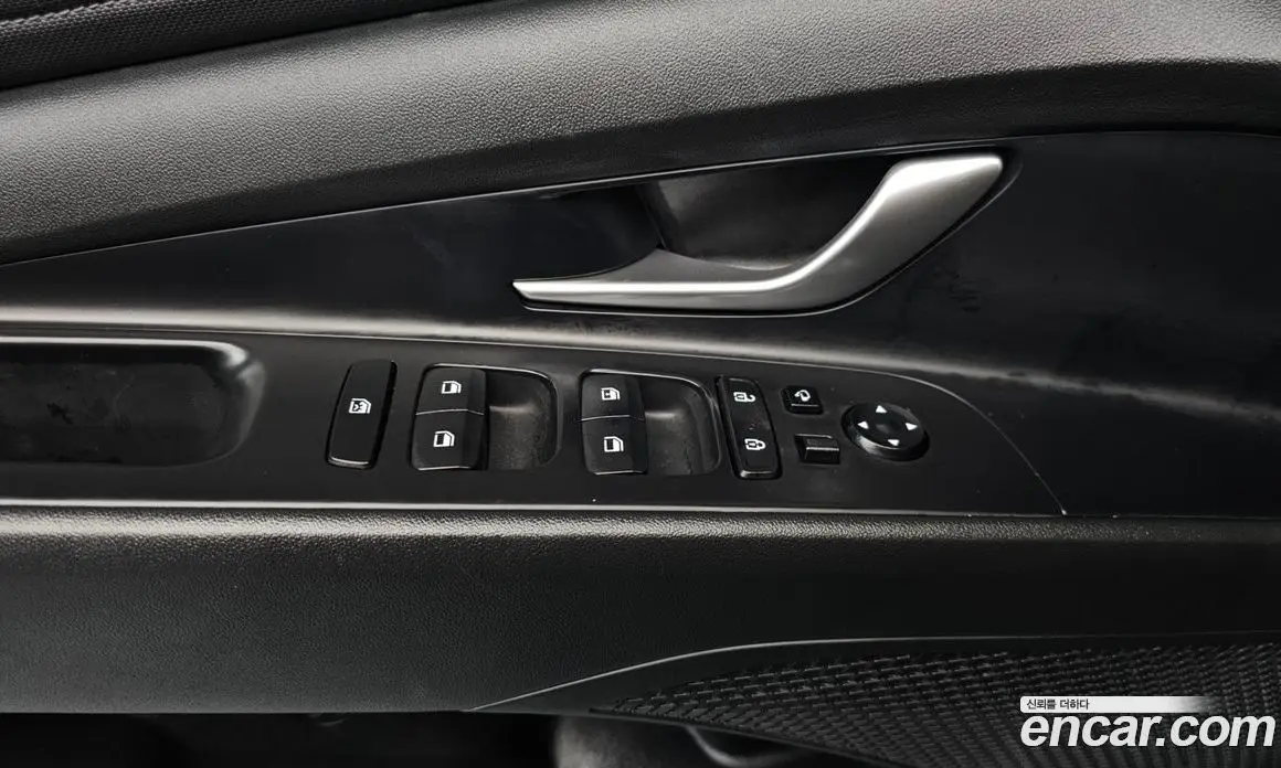 Hyundai Avante 2023 1.6 автомат (гидро), фото 24