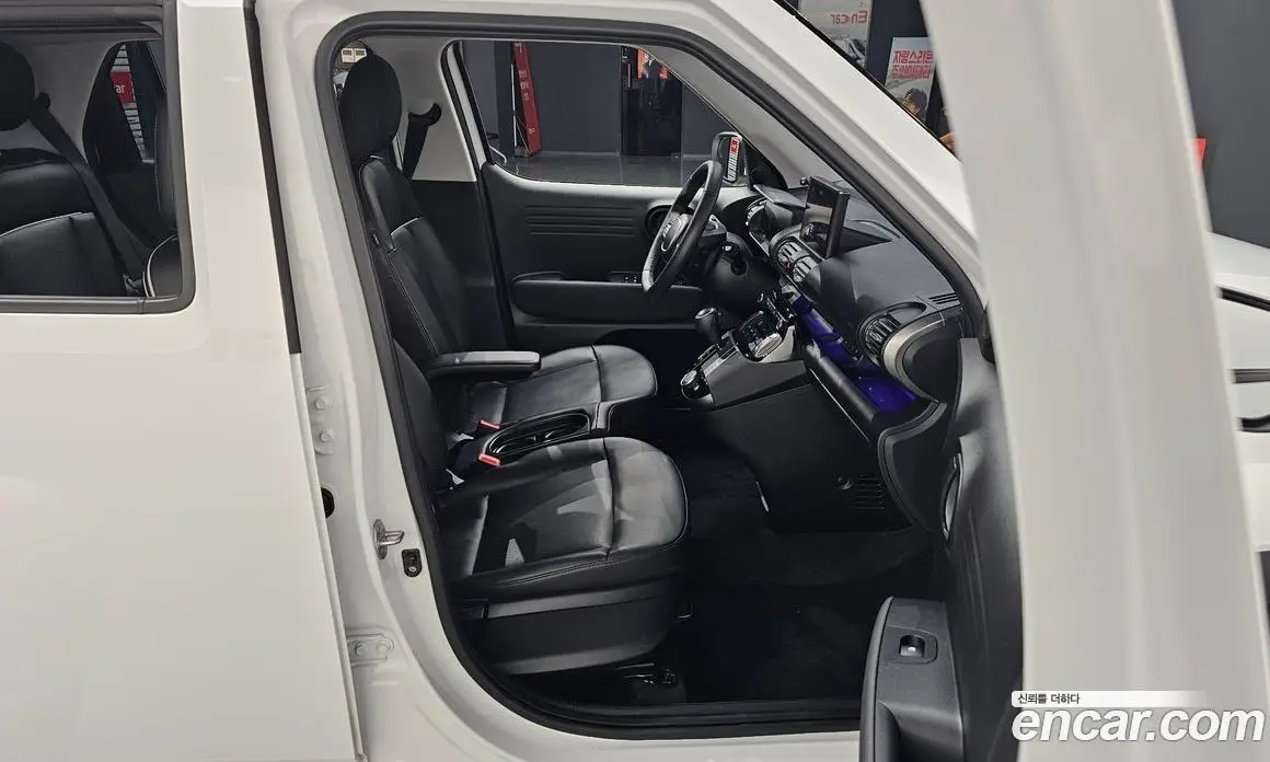 Hyundai Casper 2022 1.0 автомат (гидро), фото 16