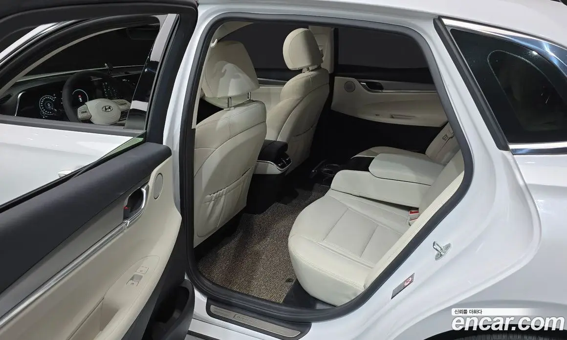 Hyundai Grandeur 2022 3.3 автомат (гидро), фото 16