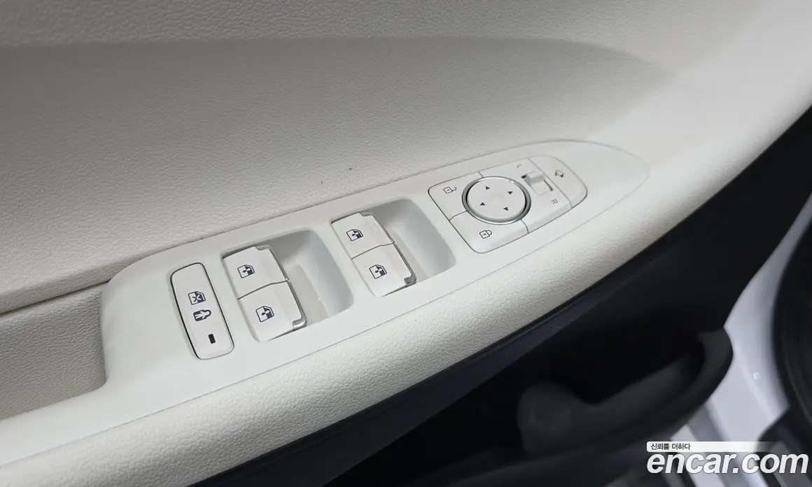 Hyundai Grandeur 2022 3.3 автомат (гидро), фото 19