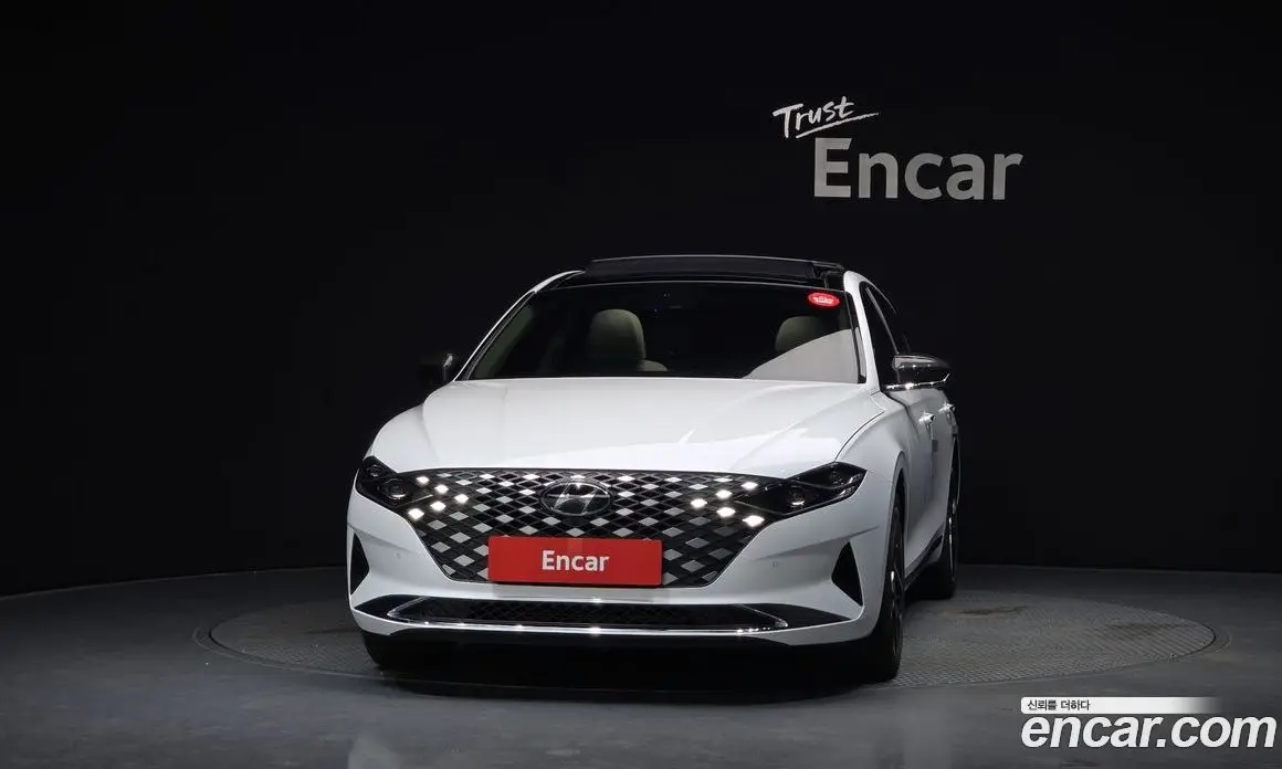 Hyundai Grandeur 2022 3.3 автомат (гидро), фото 3