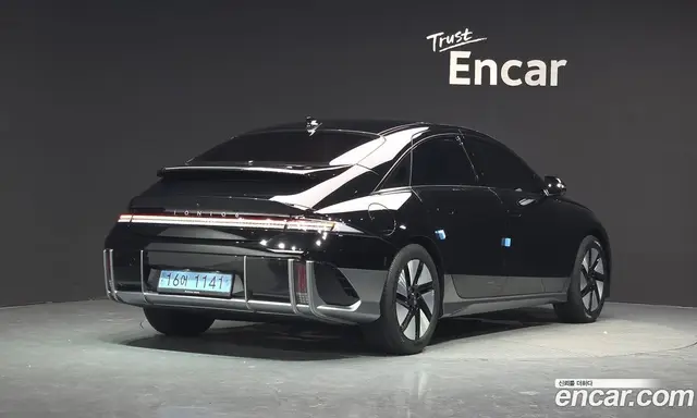 Hyundai Ioniq 6 2022 0.1 автомат (гидро), миниатюра 2