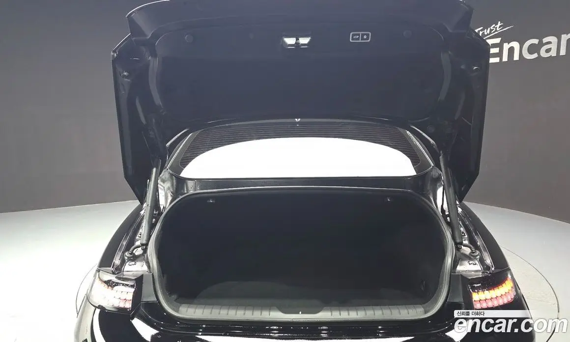Hyundai Ioniq 6 2022 0.1 автомат (гидро), фото 23