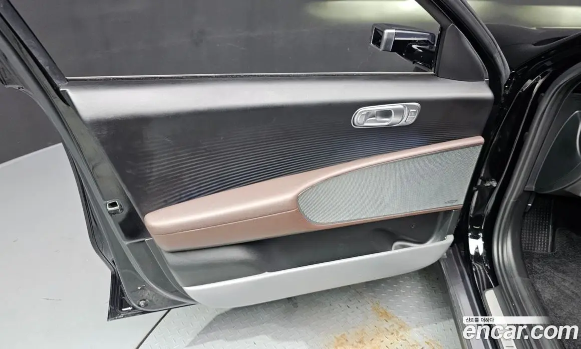Hyundai Ioniq 6 2023 0.1 автомат (гидро), фото 14