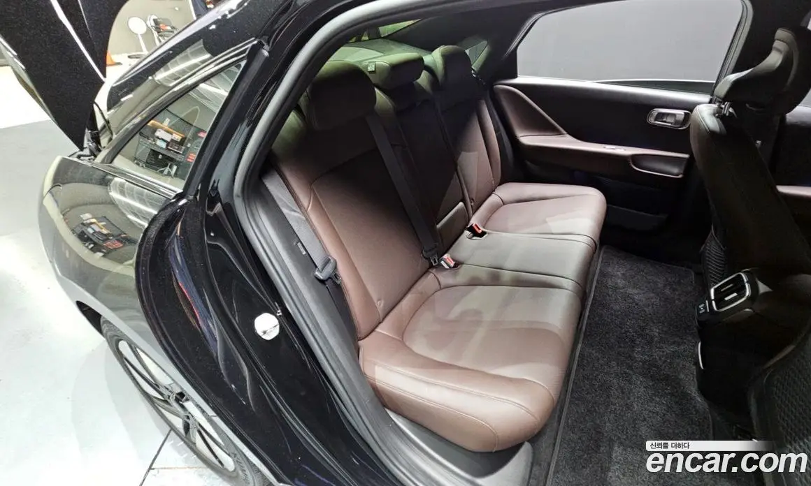 Hyundai Ioniq 6 2023 0.1 автомат (гидро), фото 17