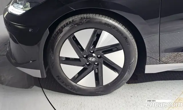 Hyundai Ioniq 6 2023 0.1 автомат (гидро), миниатюра 5