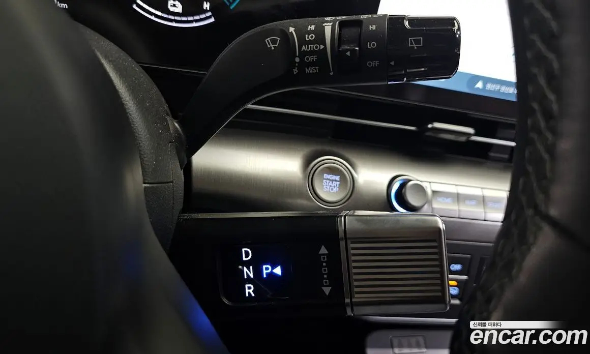 Hyundai Kona 2024 1.6 автомат (гидро), фото 12