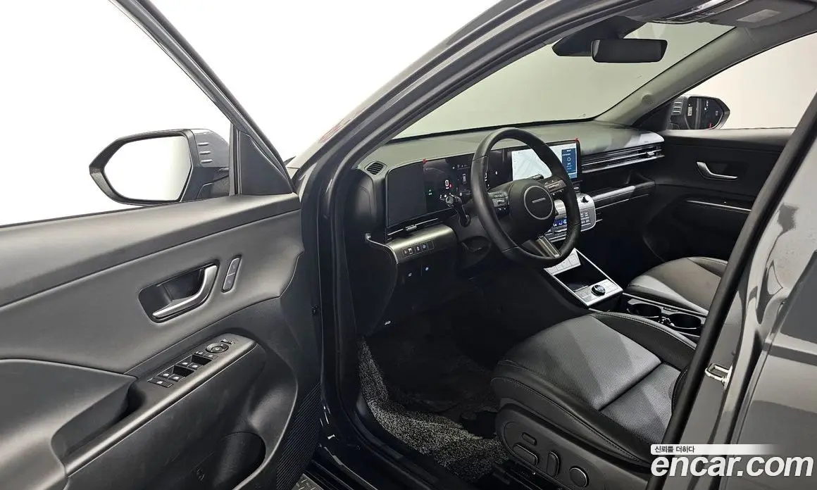 Hyundai Kona 2024 1.6 автомат (гидро), фото 13