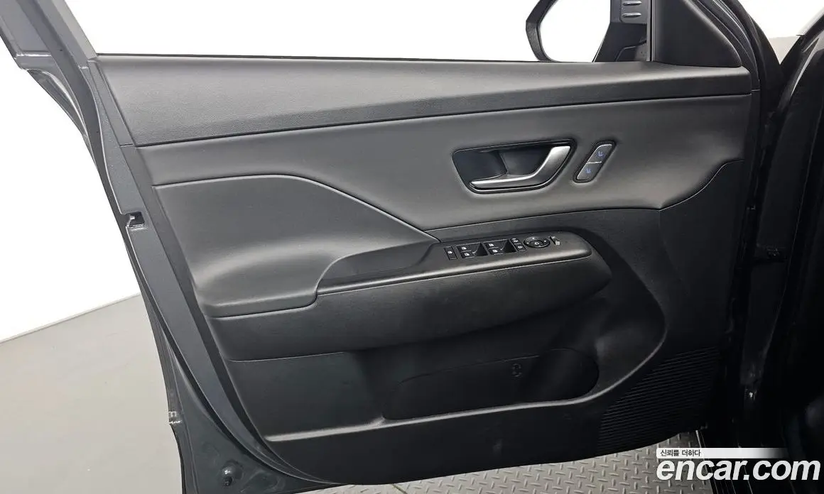 Hyundai Kona 2024 1.6 автомат (гидро), фото 14