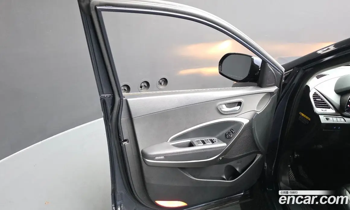 Hyundai Santa Fe 2017 2.0 автомат (гидро), фото 14