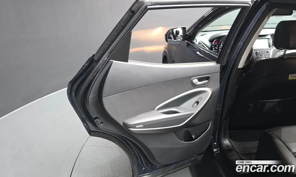 Hyundai Santa Fe 2017 2.0 автомат (гидро), фото 15