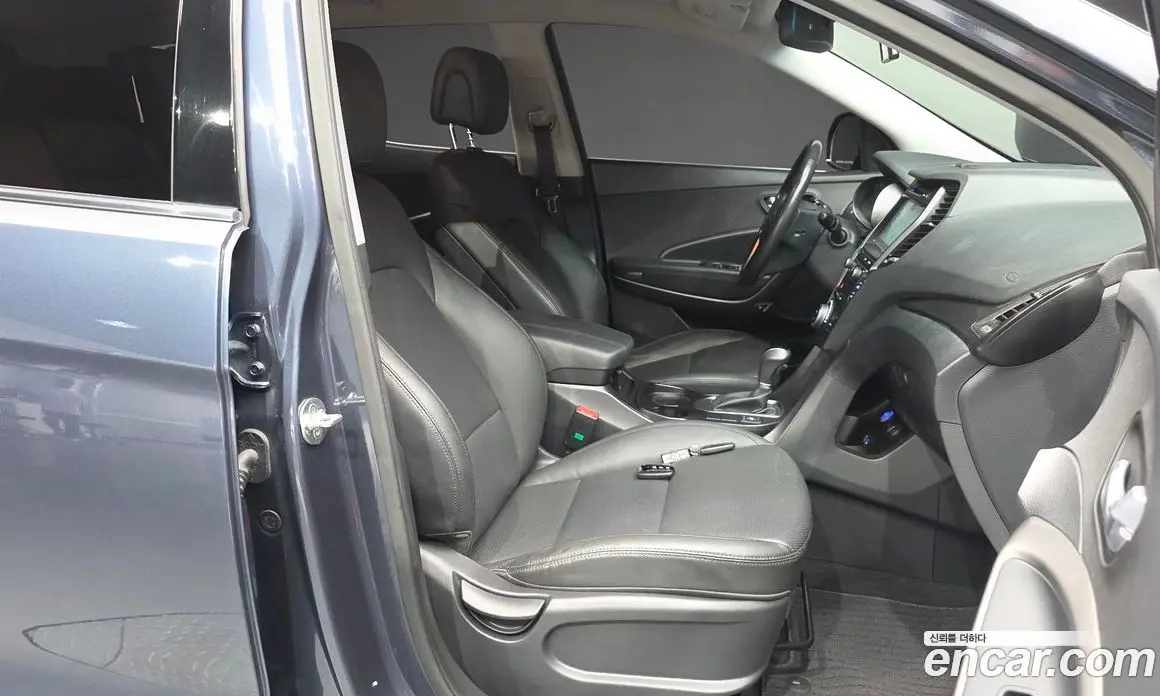 Hyundai Santa Fe 2017 2.0 автомат (гидро), фото 17