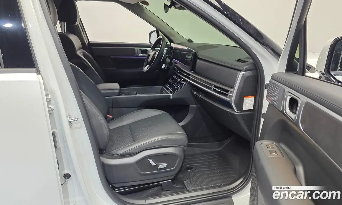 Hyundai Santa Fe 2023 1.6 автомат (гидро), фото 17