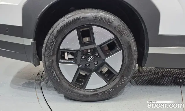 Hyundai Santa Fe 2023 1.6 автомат (гидро), миниатюра 5