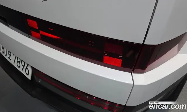 Hyundai Santa Fe 2023 1.6 автомат (гидро), миниатюра 9
