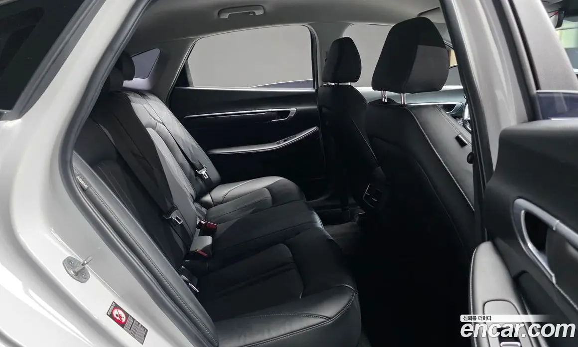 Hyundai Sonata 2023 2.0 автомат (гидро), фото 17