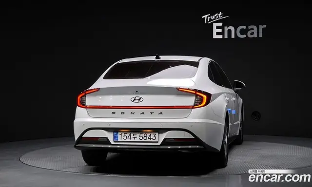 Hyundai Sonata 2023 2.0 автомат (гидро), миниатюра 4