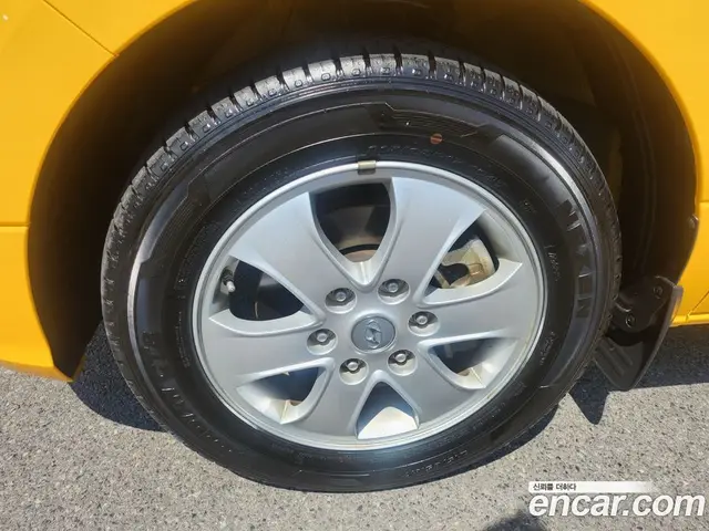 Hyundai Starex 2021 2.4 автомат (гидро), миниатюра 5