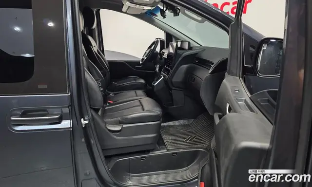 Hyundai Staria 2022 2.2 автомат (гидро), миниатюра 11