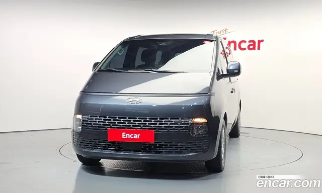 Hyundai Staria 2022 2.2 автомат (гидро), миниатюра 3