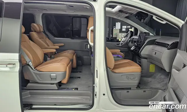 Hyundai Staria 2023 2.2 автомат (гидро), миниатюра 12