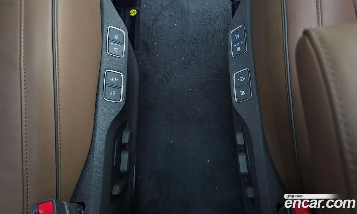Hyundai Staria 2023 2.2 автомат (гидро), фото 18