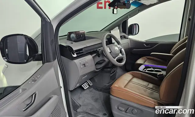 Hyundai Staria 2023 2.2 автомат (гидро), миниатюра 10