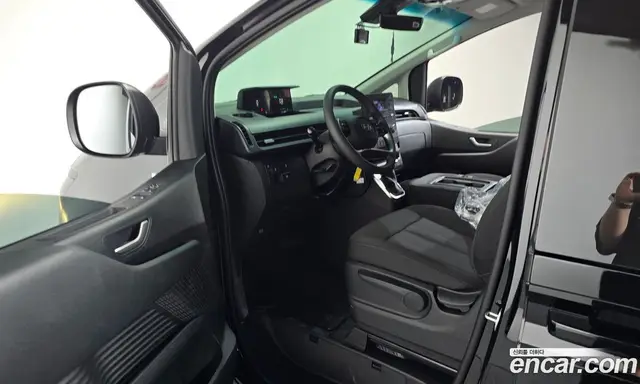 Hyundai Staria 2025 2.2 автомат (гидро), миниатюра 12