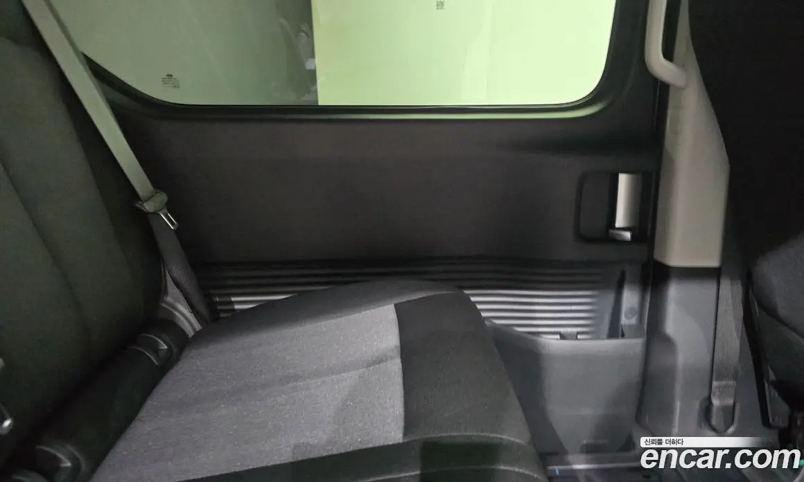Hyundai Staria 2025 2.2 автомат (гидро), фото 14