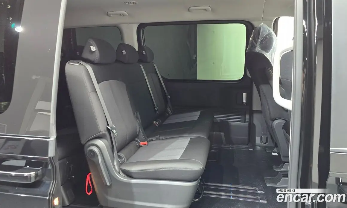 Hyundai Staria 2025 2.2 автомат (гидро), фото 16